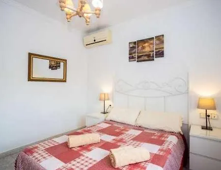 Alisa Villa